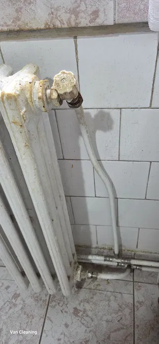 Calorifere și obiecte sanitare